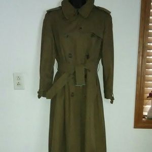 Womens Burberry Trench Coat